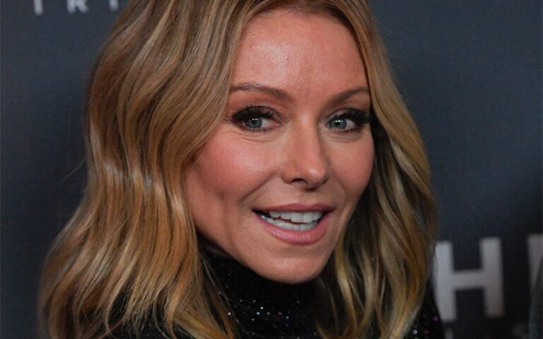 kelly ripa net worth