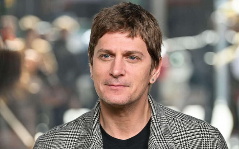 Rob Thomas Biography: Age, Height, Wife, Son, Matchbox Twenty Career, Net Worth