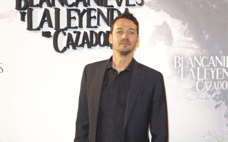 rupert sanders new wife